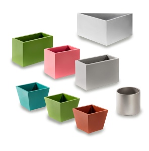 DiaLog virágedények különböző formákban és színekben.