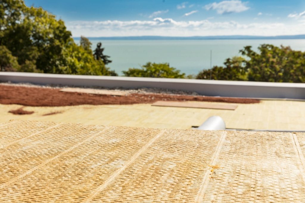 Földre helyezett DiaWool ültetőközeg